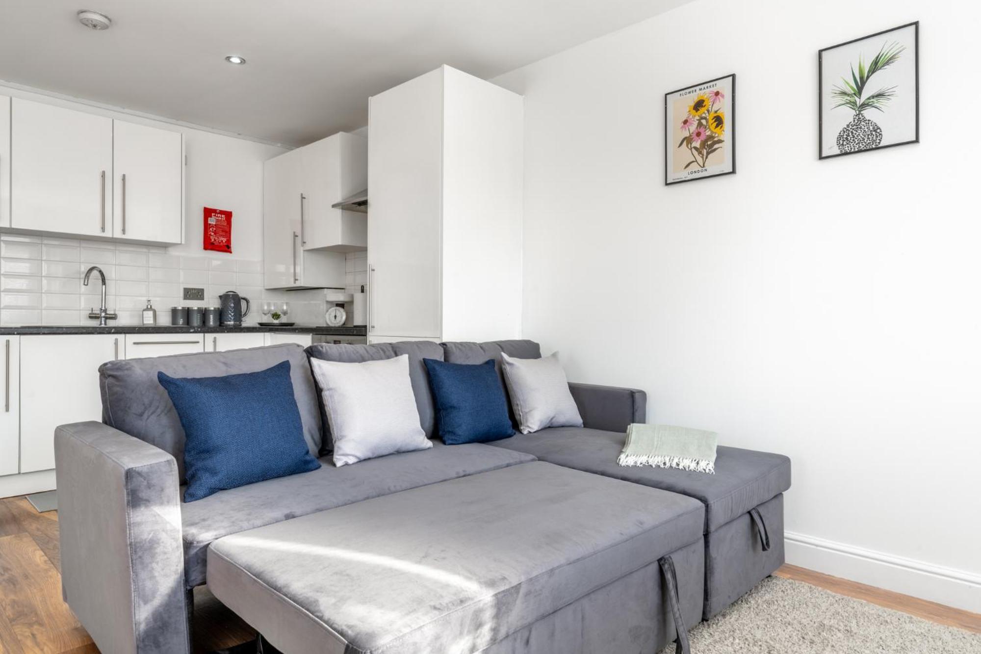 Central Watford Retreat By Hampton - Ideal For Contractors & Leisure Guests Apartment Exterior foto